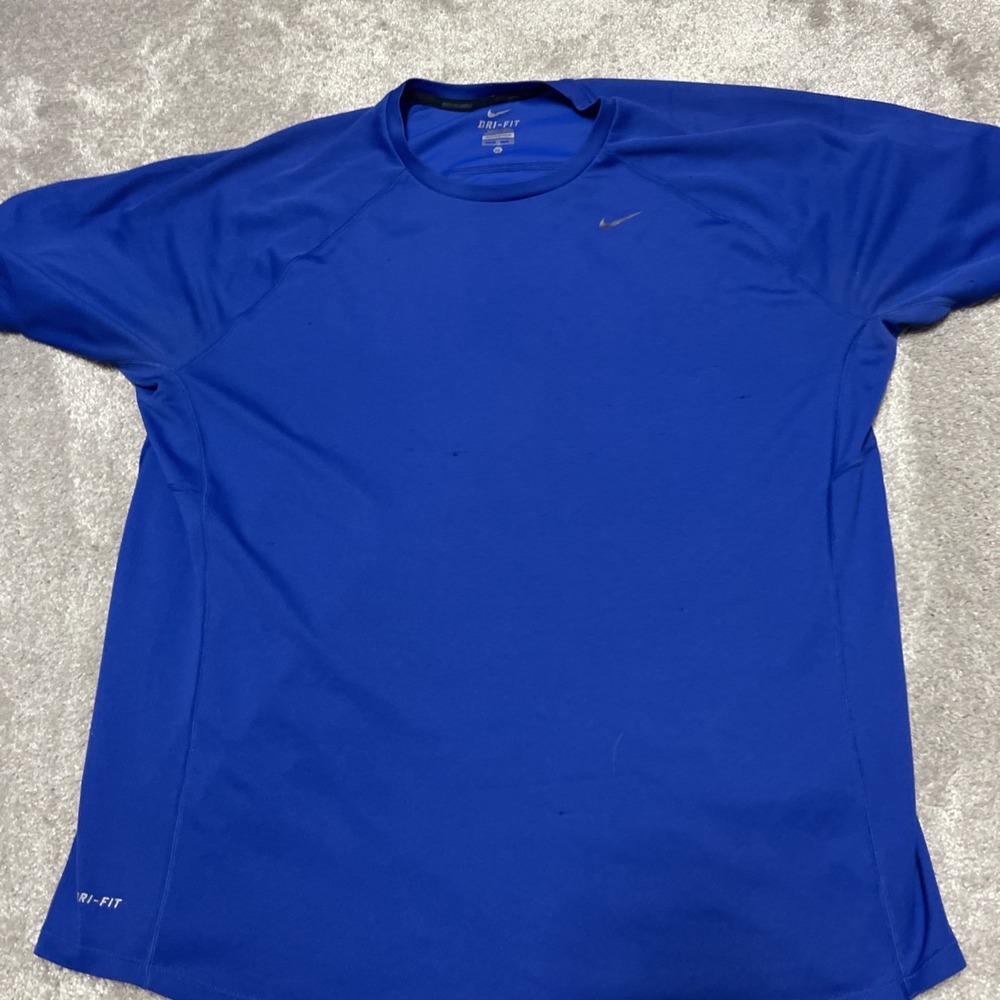 nike dri fit shirt Xl